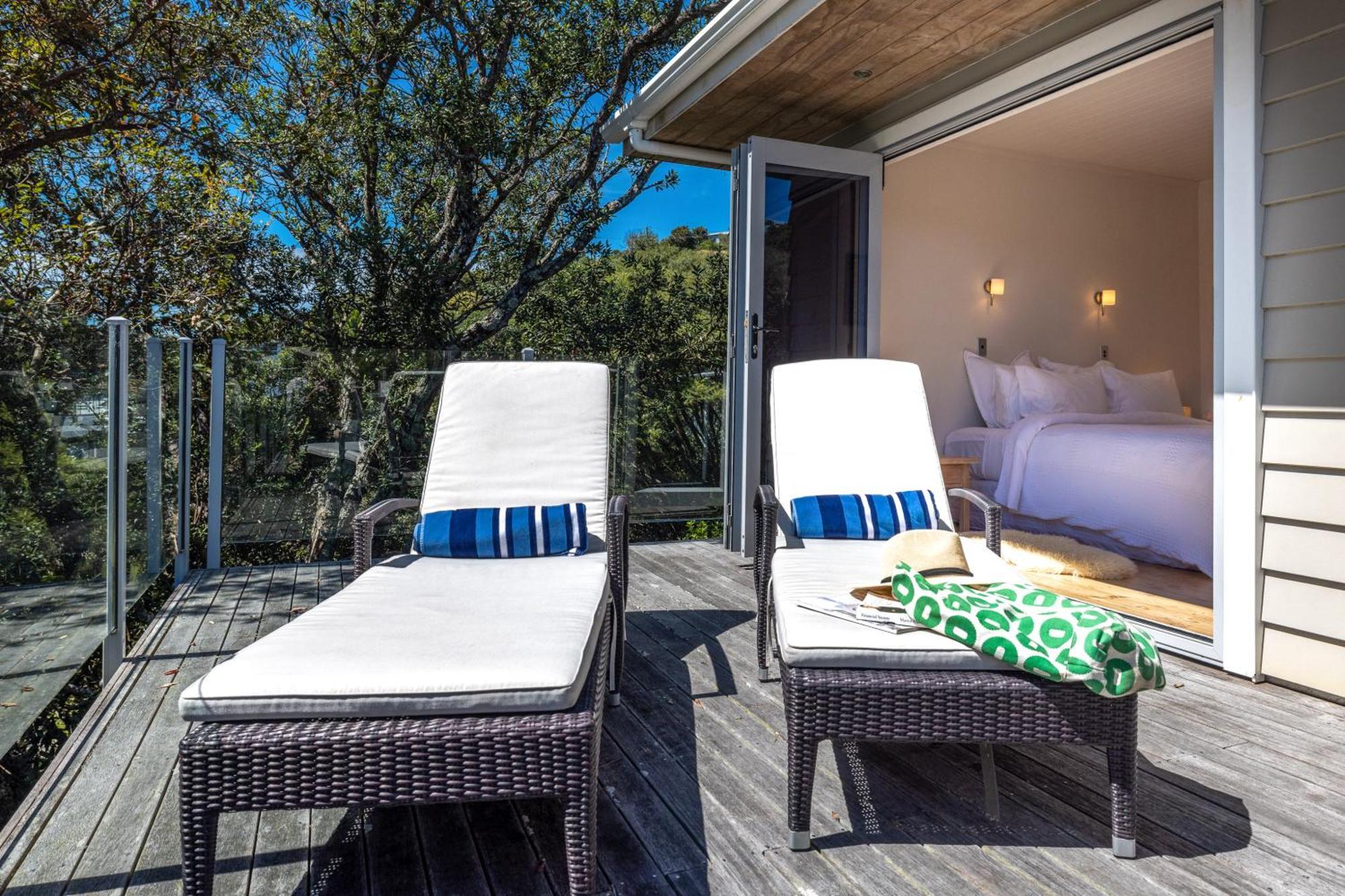 Tawa Cottage - Coast & Country Oneroa Экстерьер фото